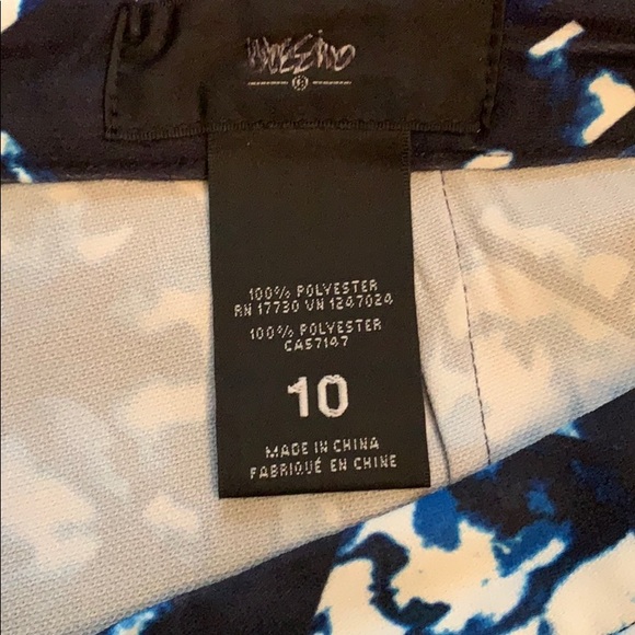 Blue pattern pants - Picture 2 of 3